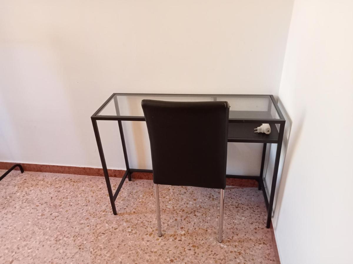 Two Steps From Rialto Hotell Venedig Exteriör bild