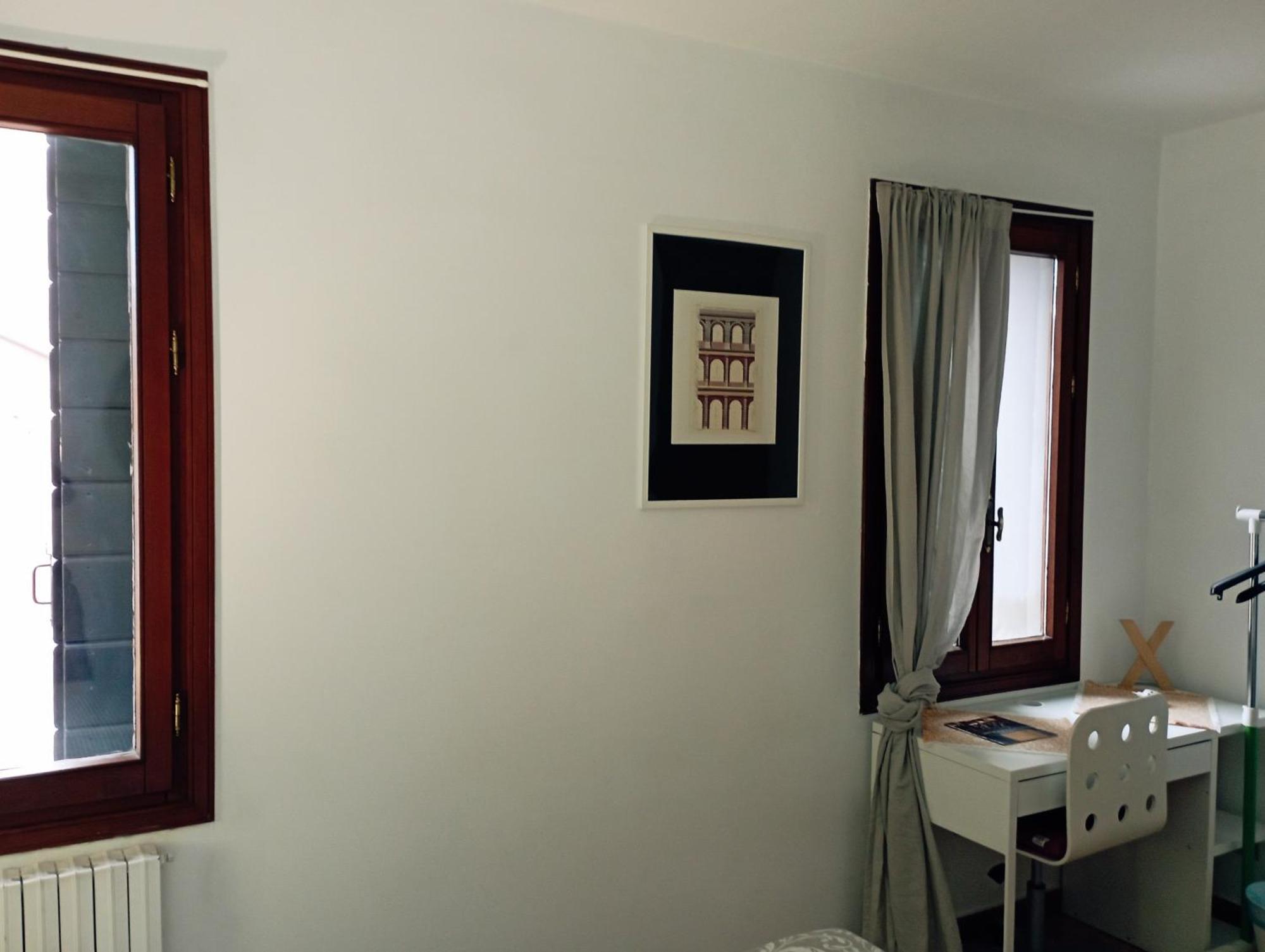 Two Steps From Rialto Hotell Venedig Exteriör bild